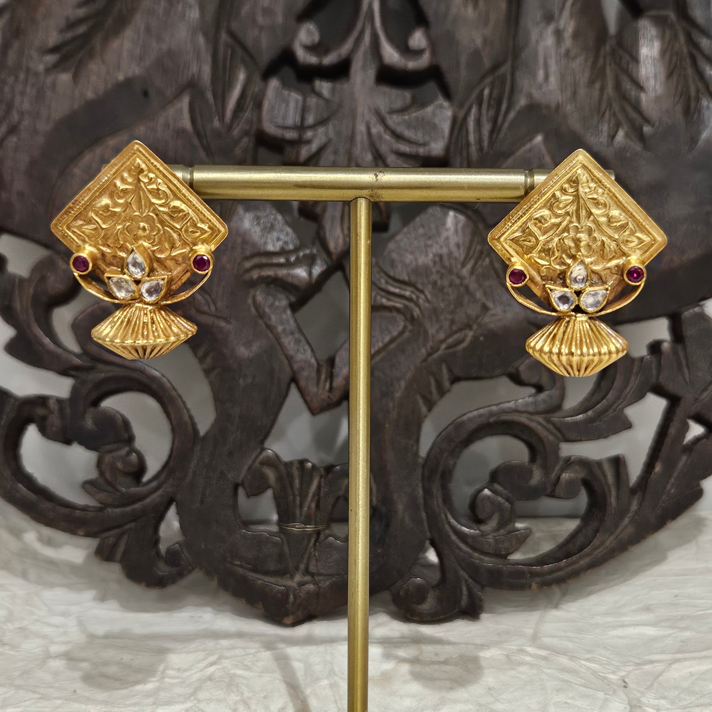 Gewels Royal Surya Earrings
