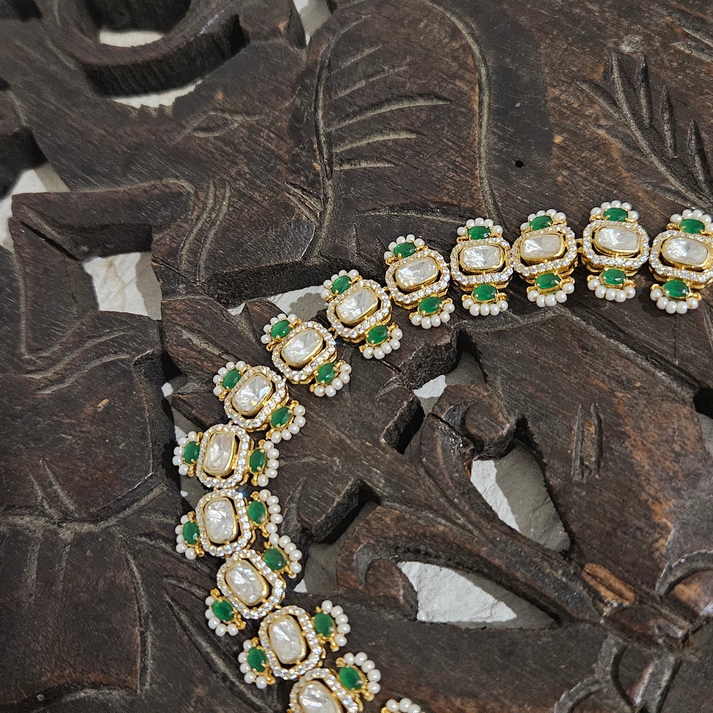 Gewels Polki & Green Stone Silver Bracelet
