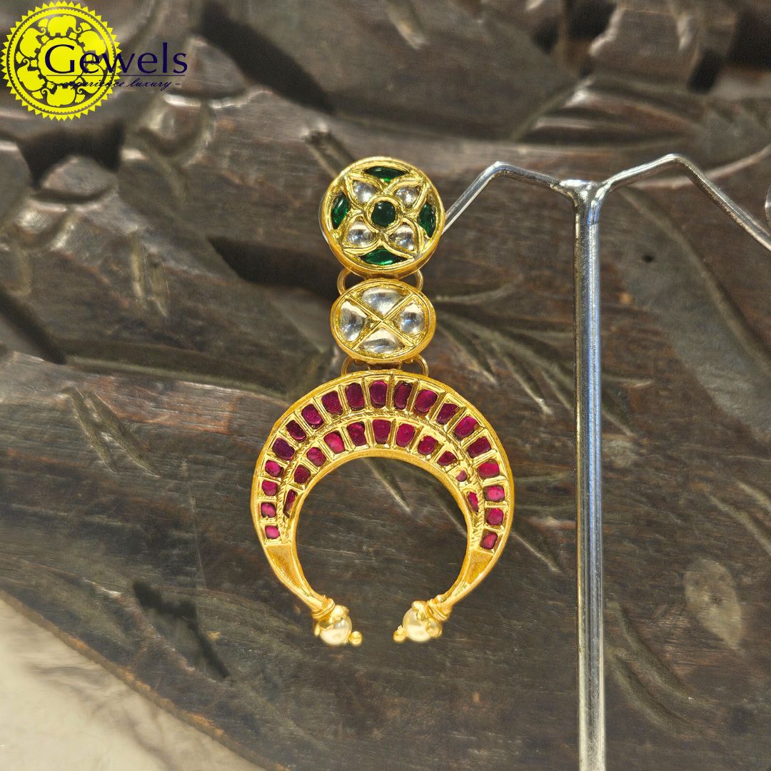 Gewels Divya Shree Dakshinaya Earrings