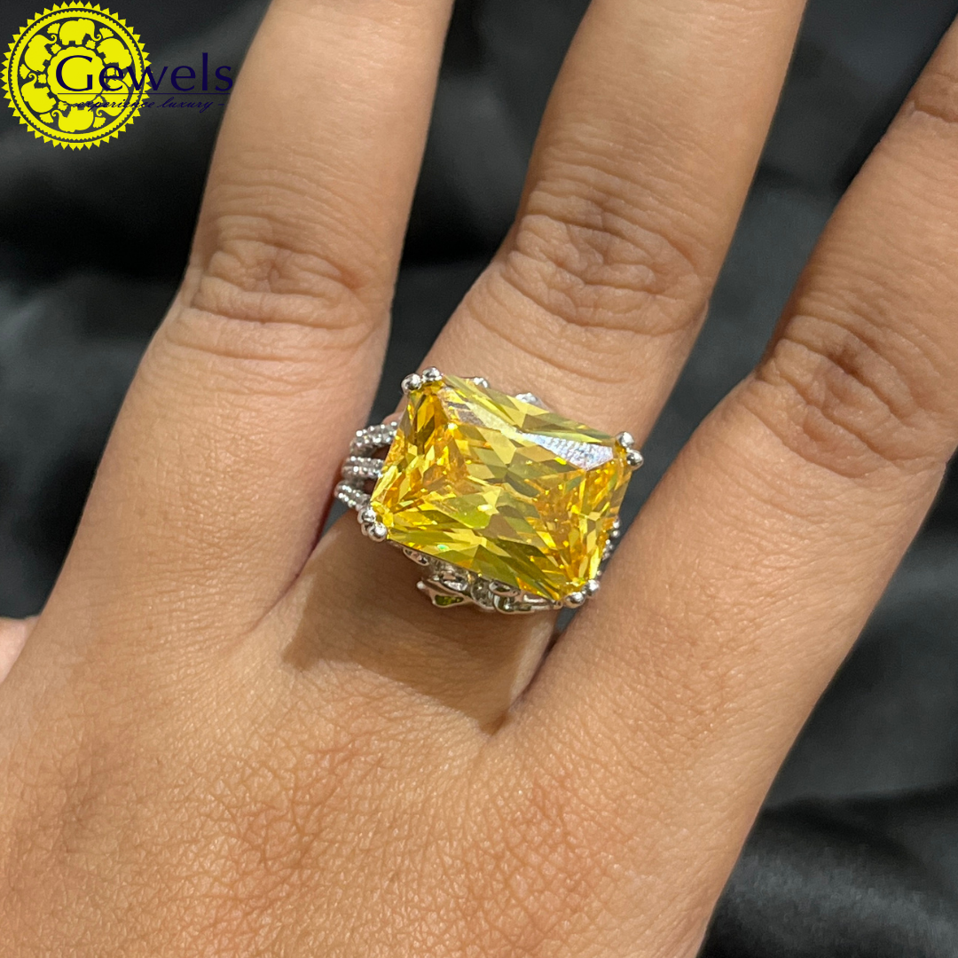 Gewels Radian Yellow Ring