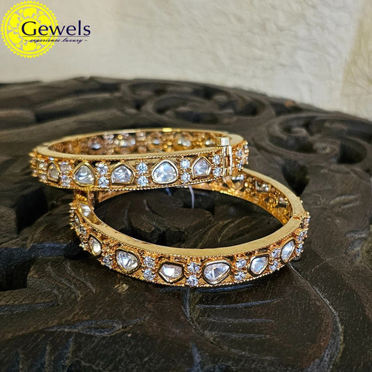 Gewels Tejasvi Polki Bangles