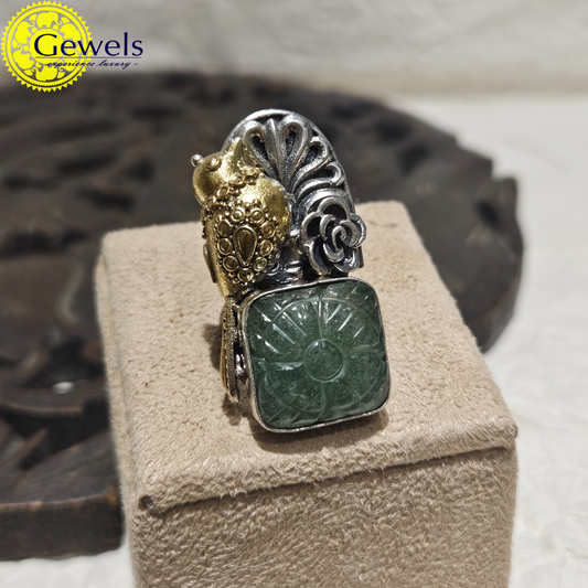 Gewels Green Swan Ring