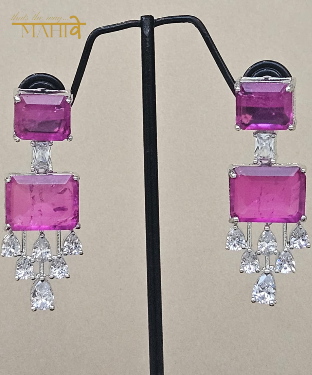 Gewels Shringarika Earrings