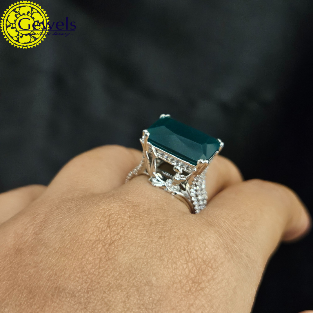 Gewels Mukta Valaya Ring