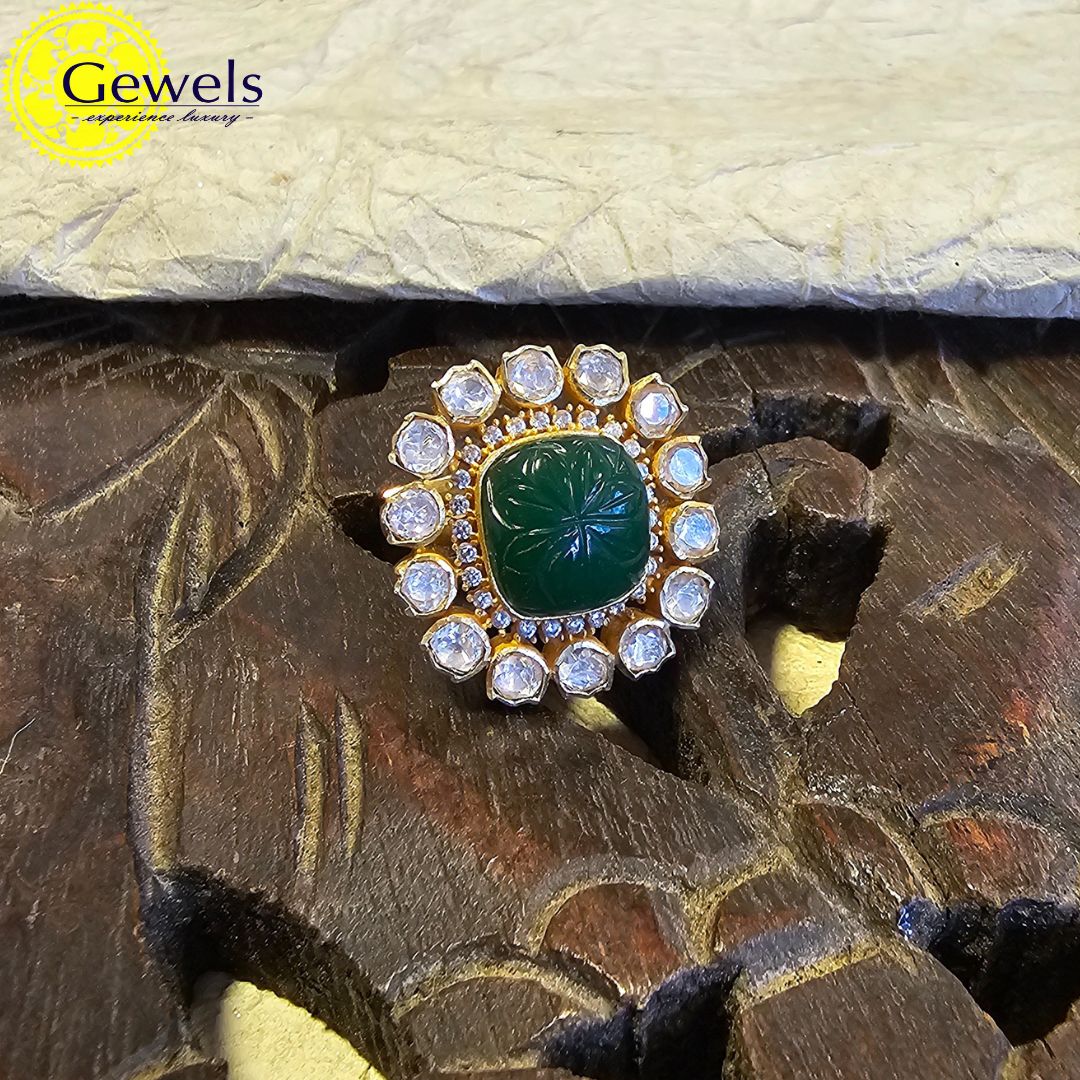 Gewels Polki Emerald Ring