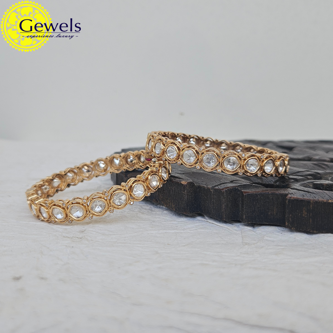 Gewels Parva Kundan Bangles