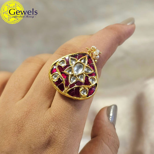Gewels Red Kundan Ring