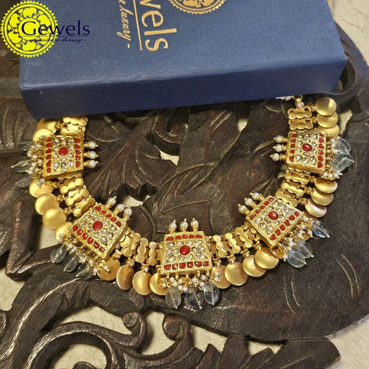 Gewels Rajdhani Dakshinaya Neclace
