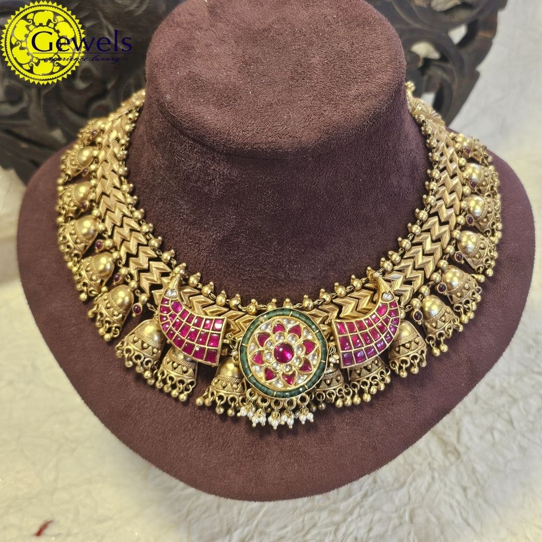 Gewels Ghungroo Dakshinaya Necklace