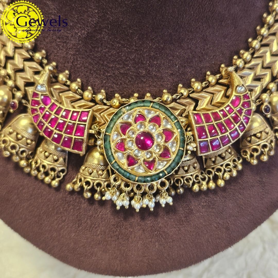 Gewels Ghungroo Dakshinaya Necklace
