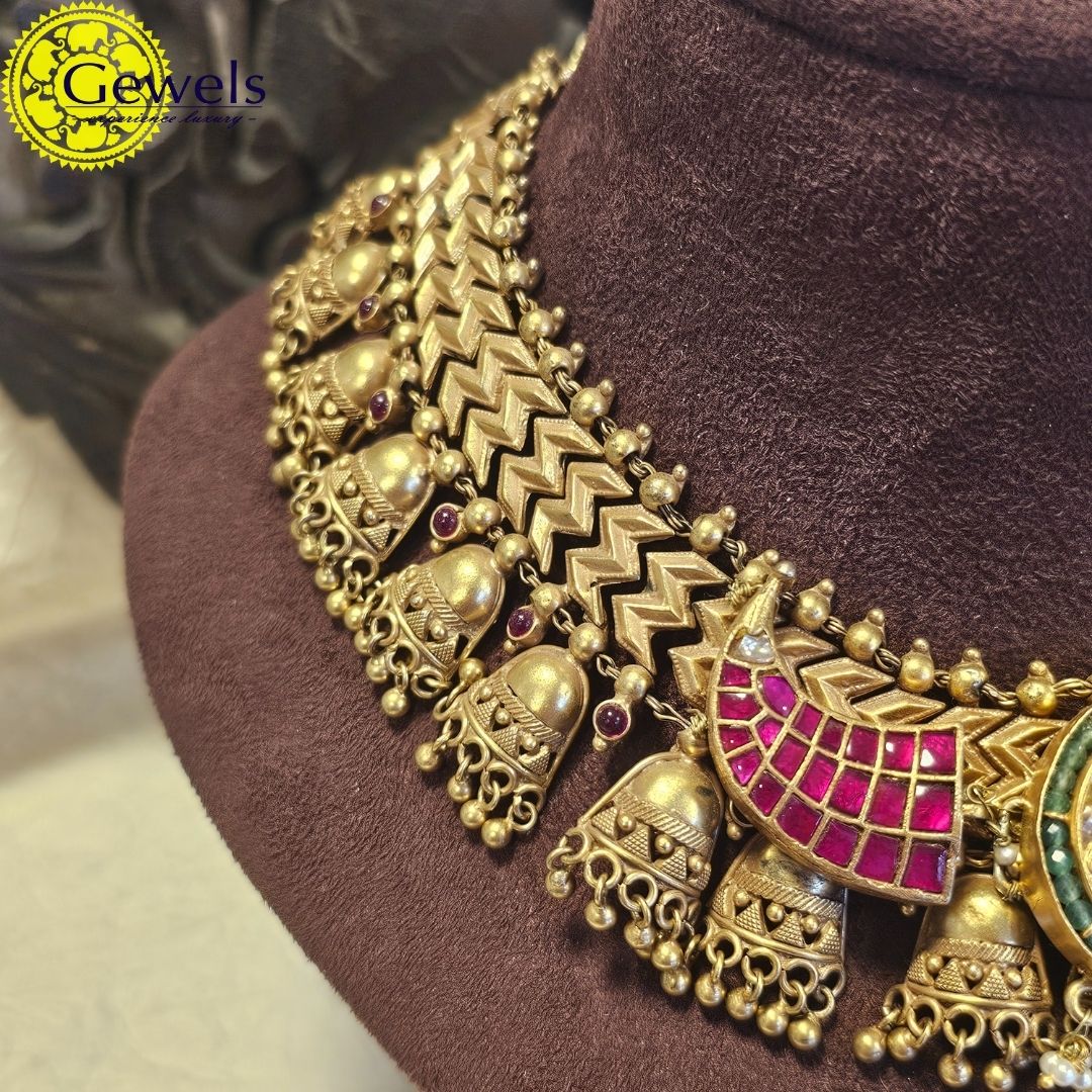 Gewels Ghungroo Dakshinaya Necklace