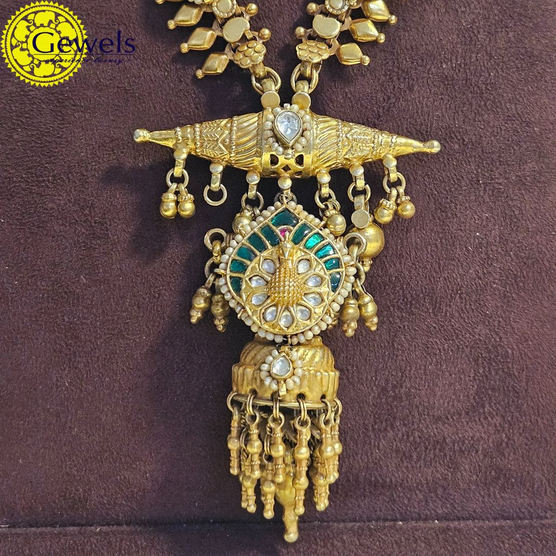 Gewels Mani Aabharan Dakshinaya Necklace