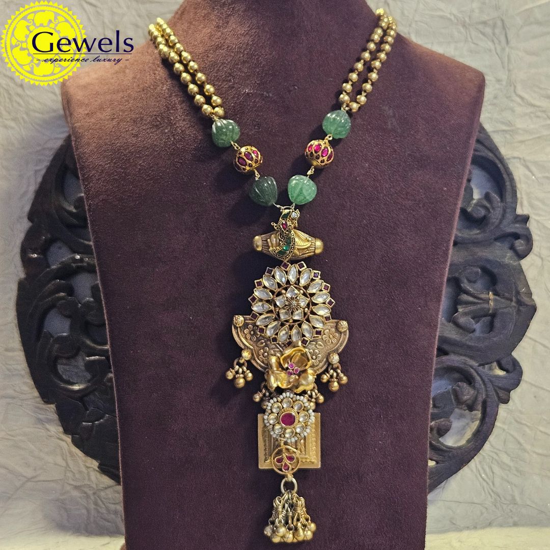 Gewels Ritu Chandra Dakshinaya Necklace
