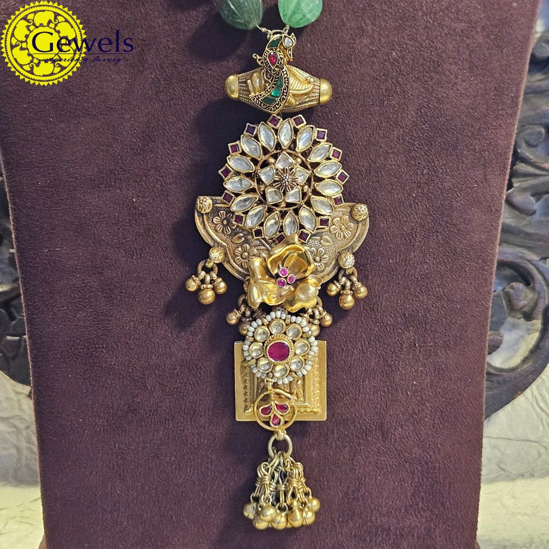 Gewels Ritu Chandra Dakshinaya Necklace