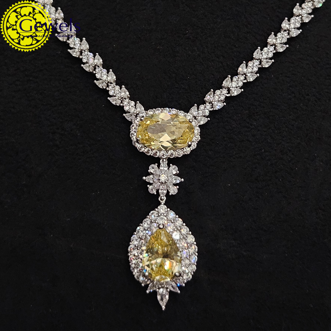 Gewels Lavi Kanya Necklace Set