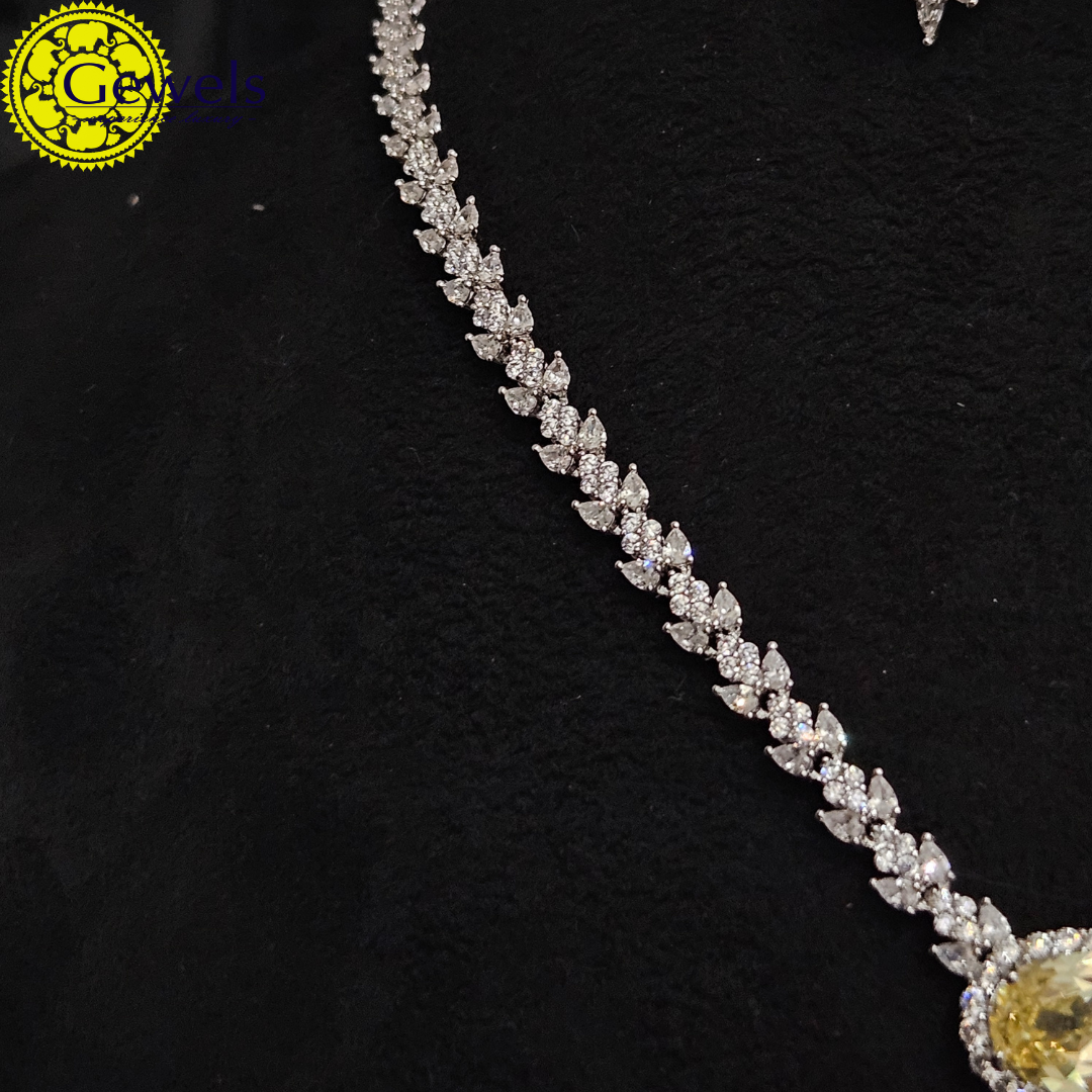 Gewels Lavi Kanya Necklace Set