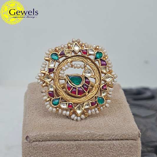 Gewels Vaishnu Ring