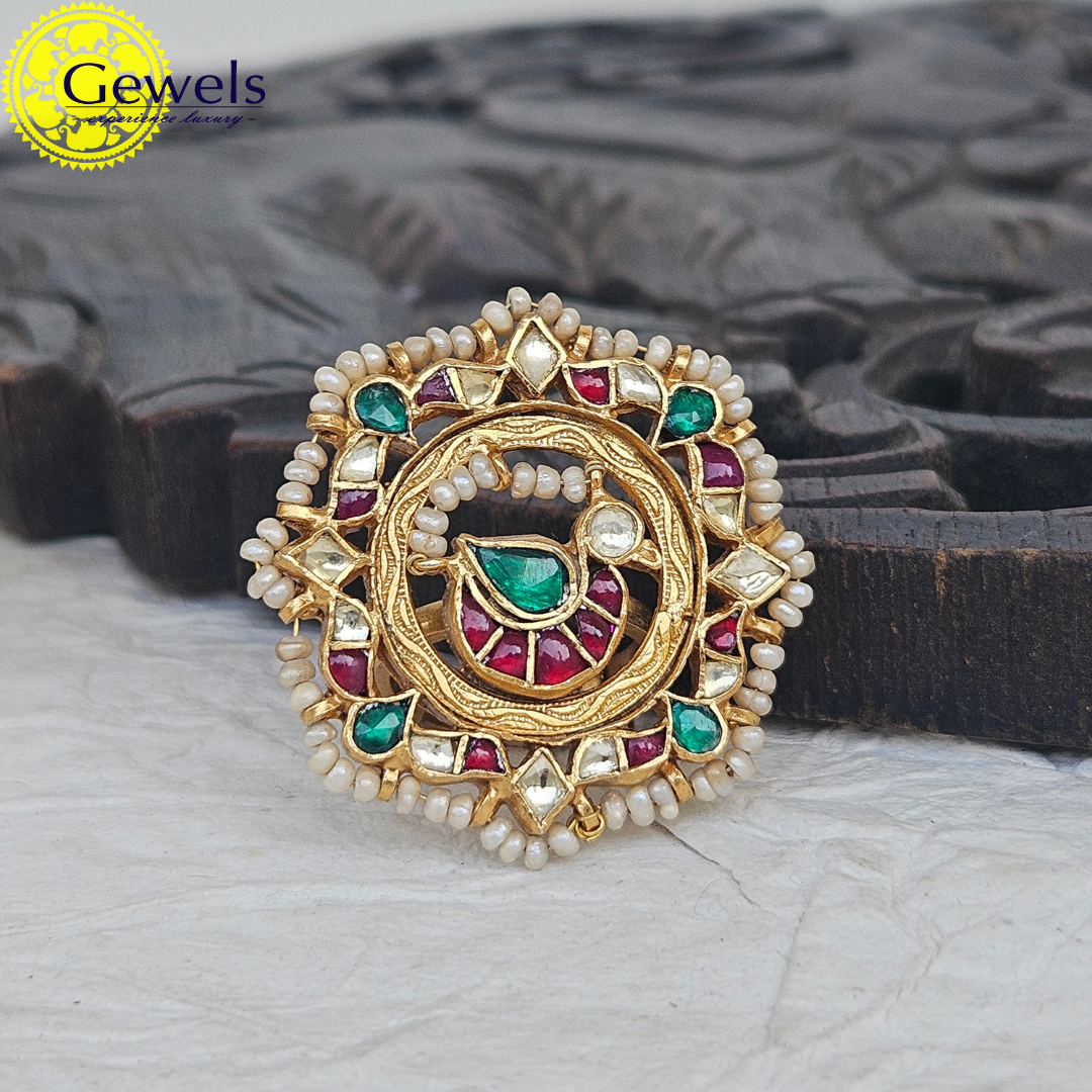 Gewels Vaishnu Ring