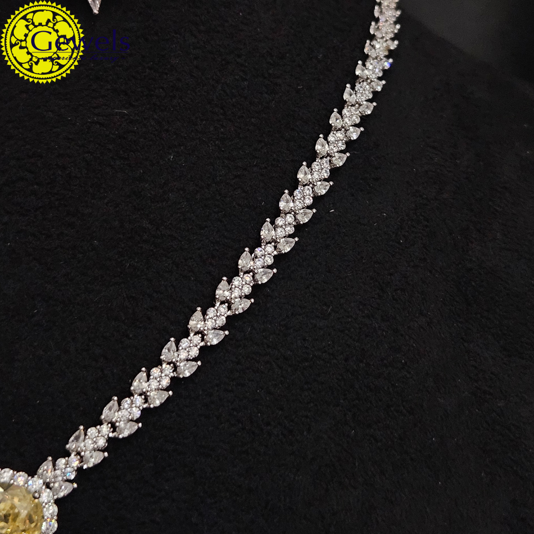 Gewels Lavi Kanya Necklace Set
