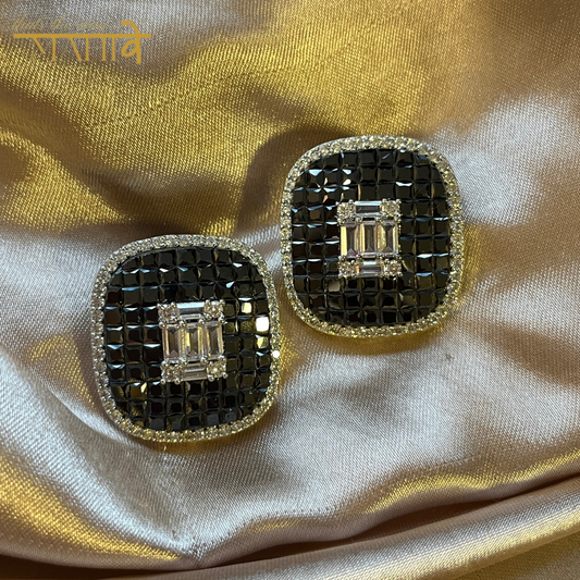 Gewels Blackbox Earrings