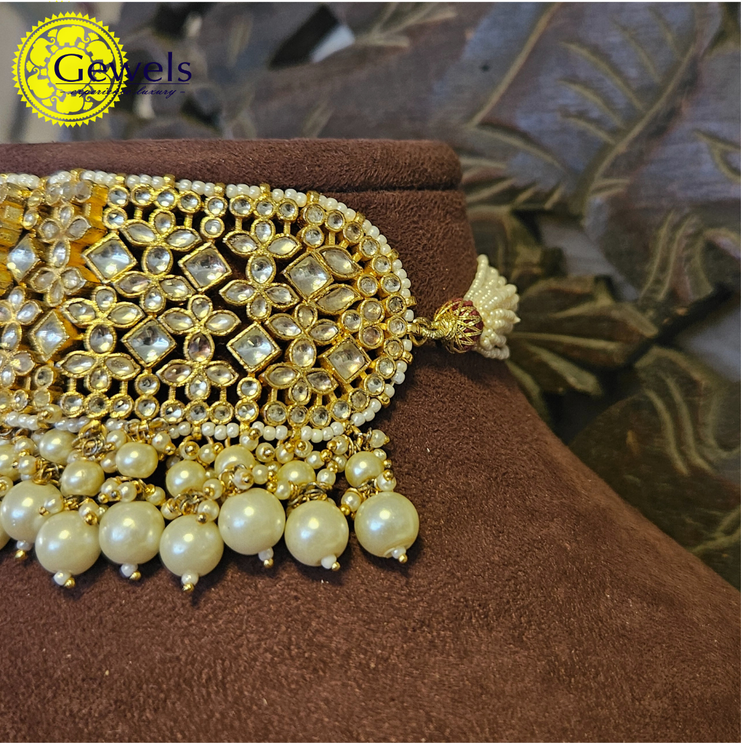 Gewels Tarash Jadau Choker