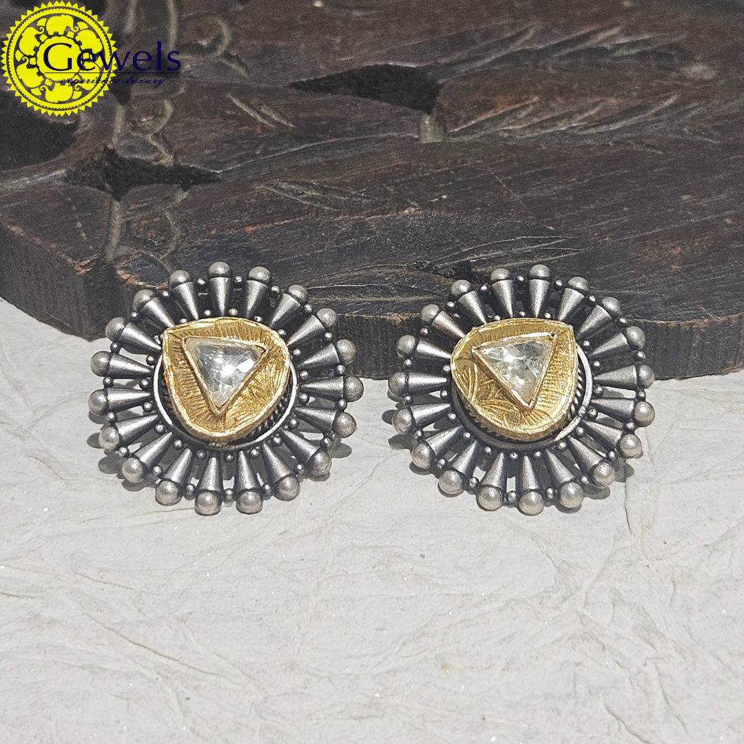 Gewels Lavanya Studs