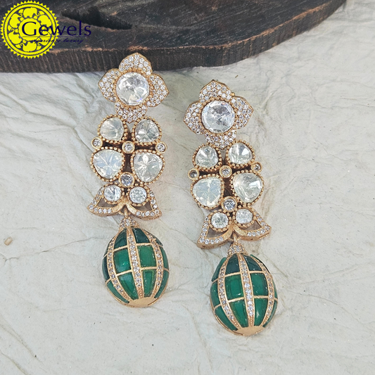 Gewels Hira Kuhu Earrings