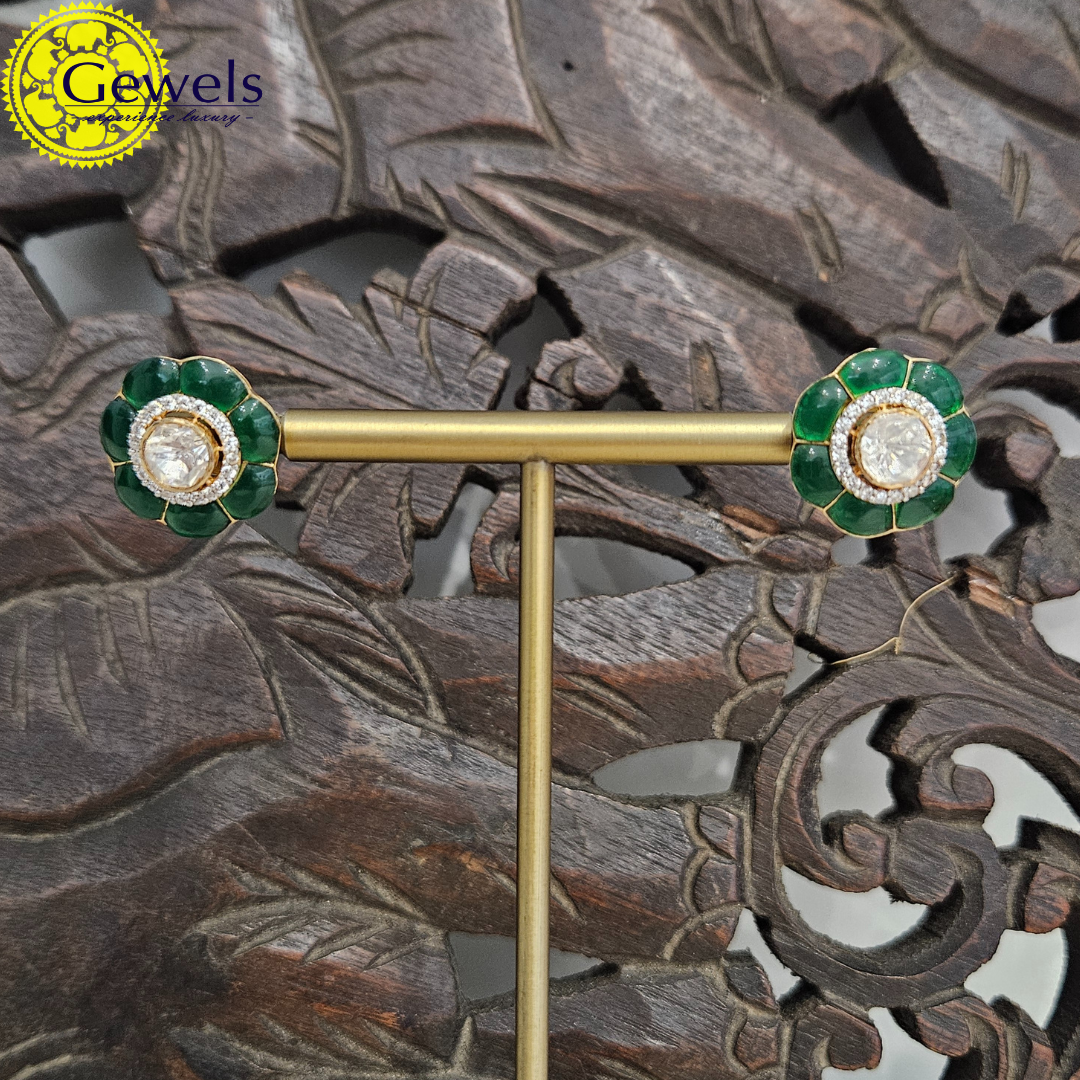Gewels Emerald Bloom Studs