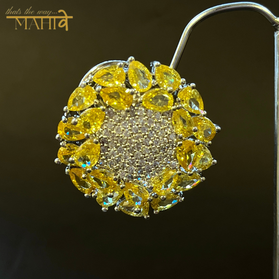 Gewels Chakri Earrings