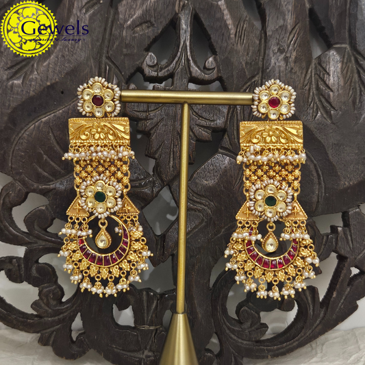 Gewels Shrisha Pool Earrings