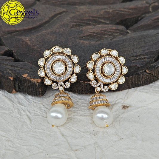 Gewels Radhi Rudrai Earrings