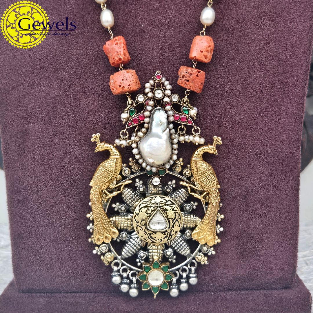 Gewels Shri Manke Necklace