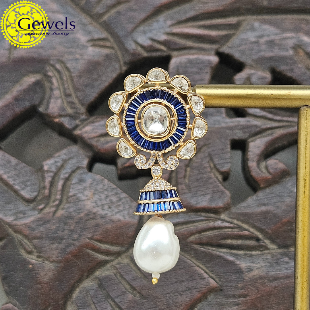 Gewels Radhi Rudrai Earrings