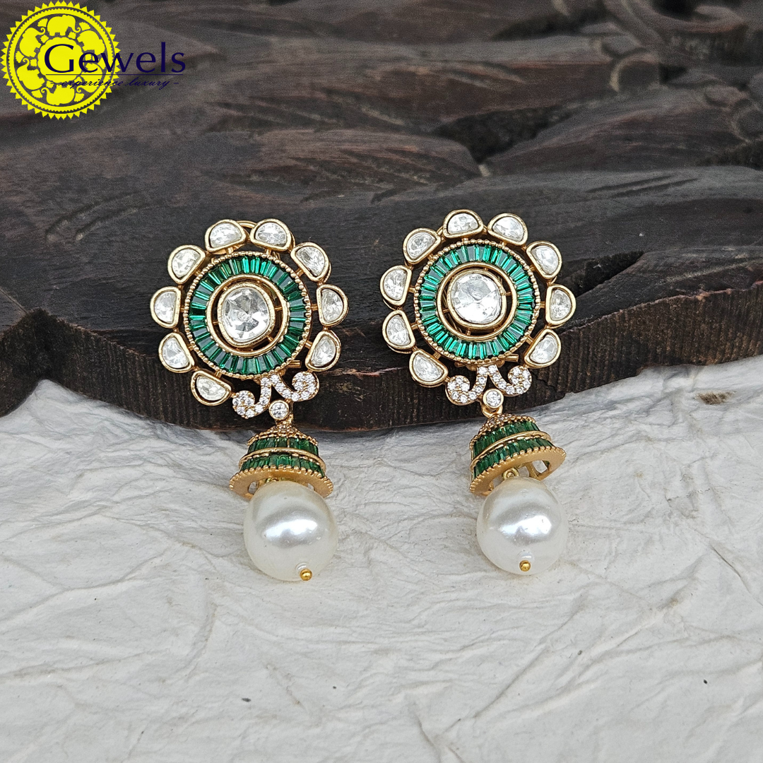 Gewels Radhi Rudrai Earrings