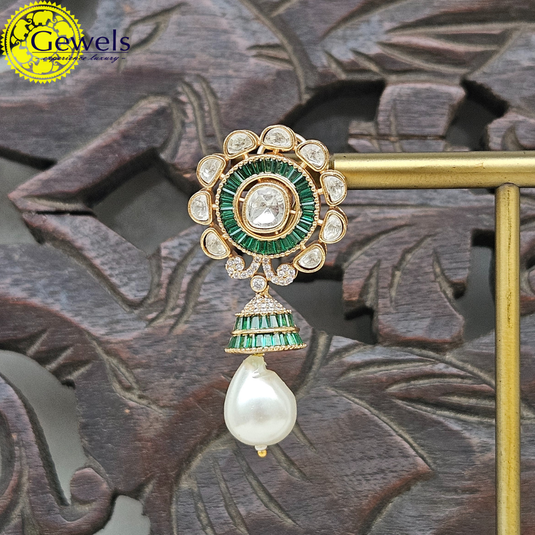 Gewels Radhi Rudrai Earrings