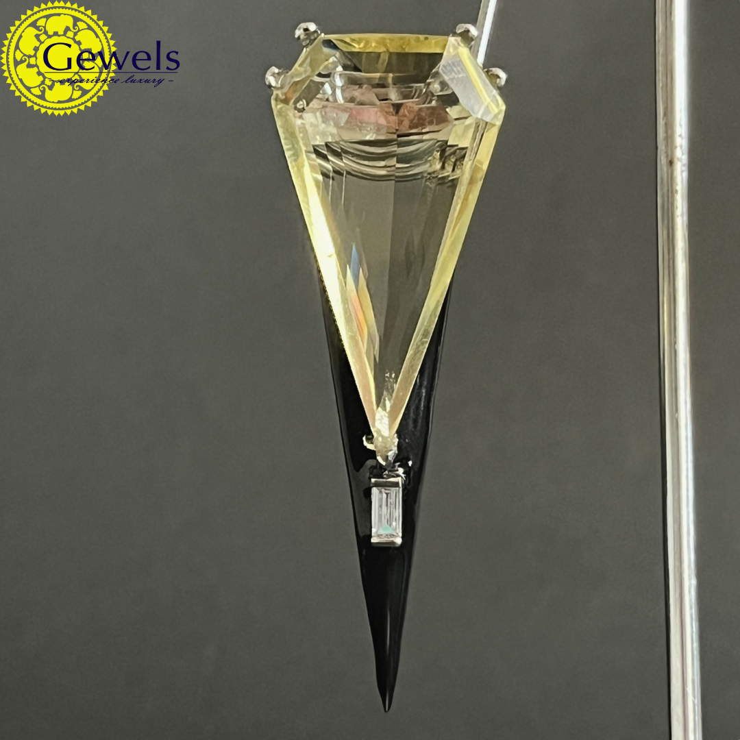 Gewels Peela Moti Studs