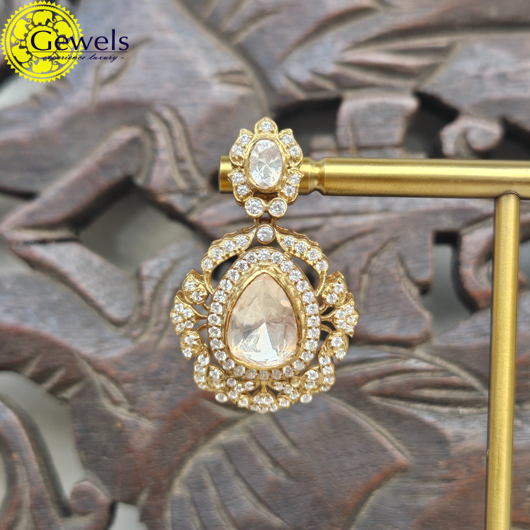 Gewels Dhivra Necklace Set