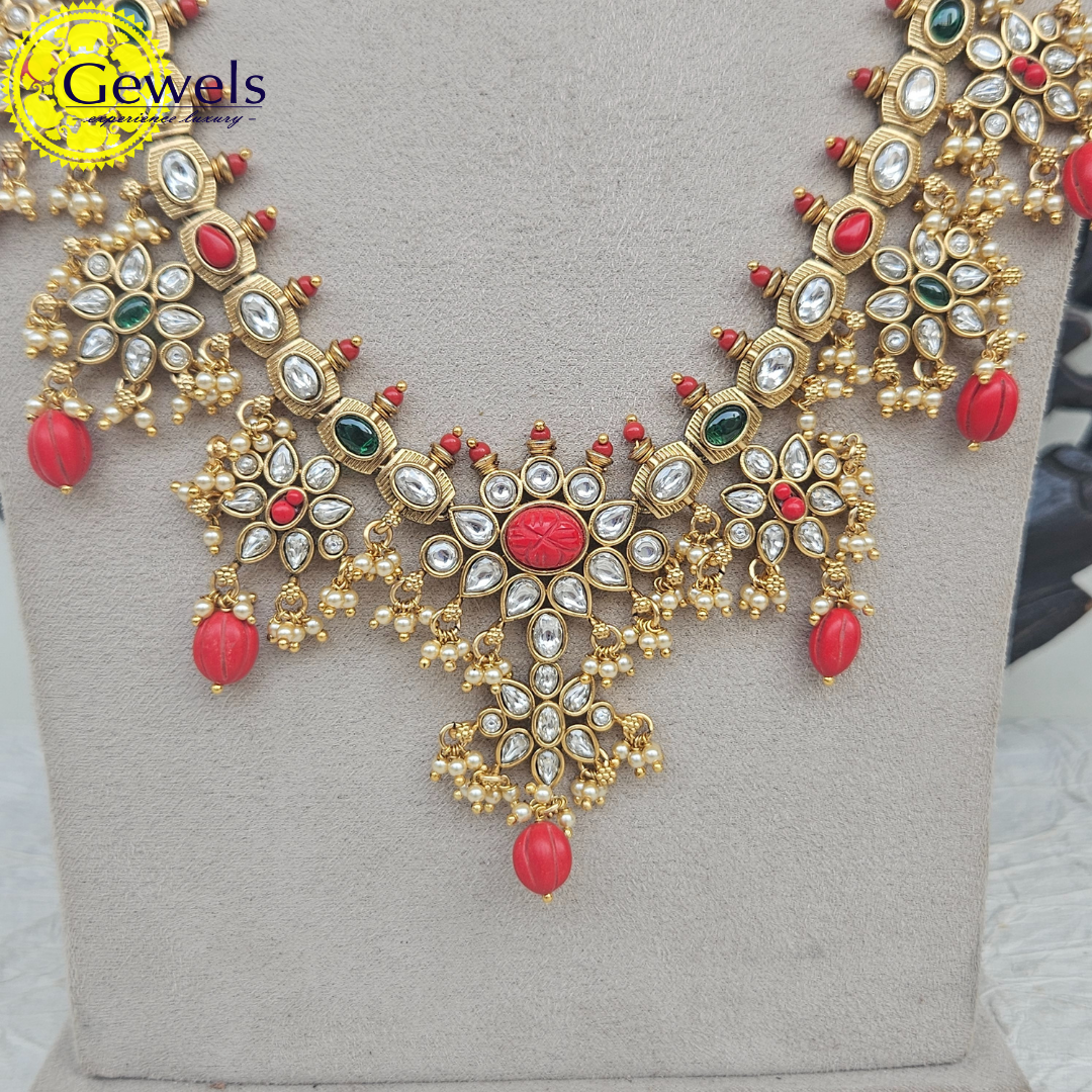 Gewels Shining DIya Neck Set