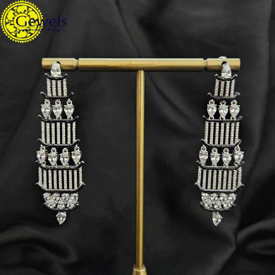 Gewels Sneh Kunj Earrings