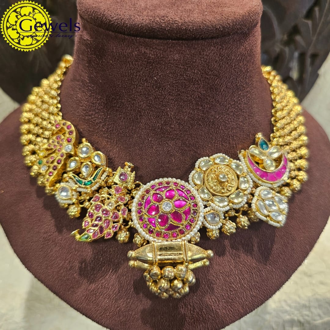Gewels Meenakari Kundan Necklace Set