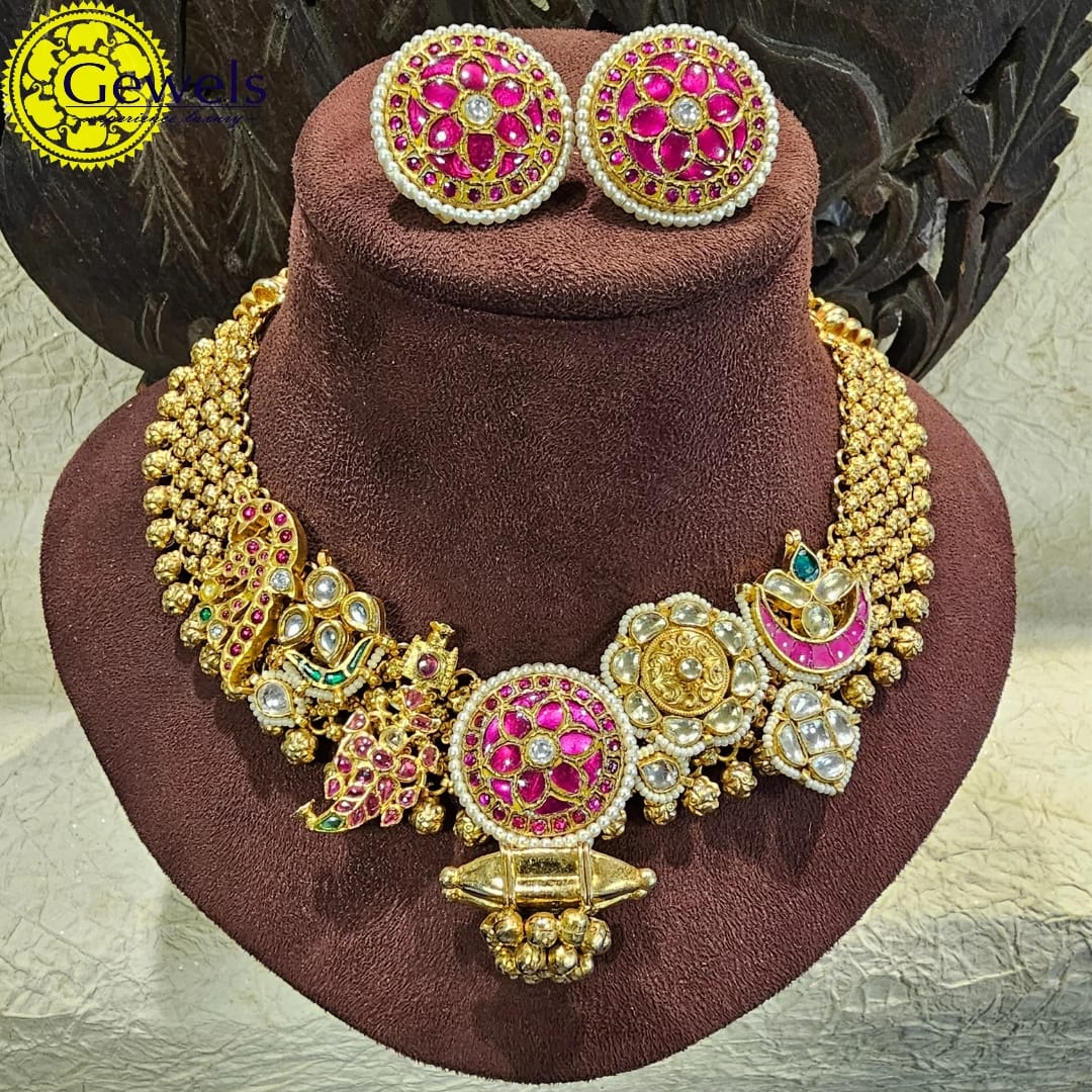 Gewels Meenakari Kundan Necklace Set